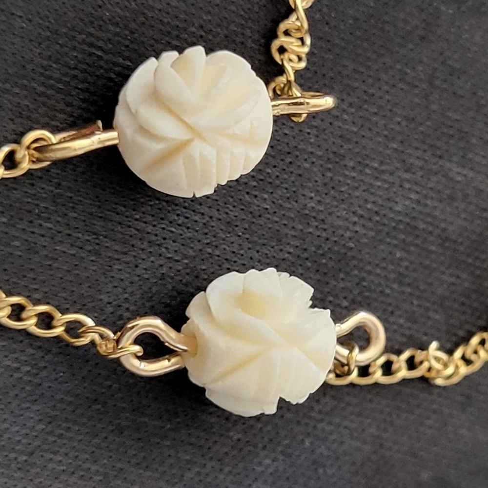 d&o Donna & Ossi | 14KGF Gold-Filled Carved Rosette Bracelet🌼 - Picture 2 of 7